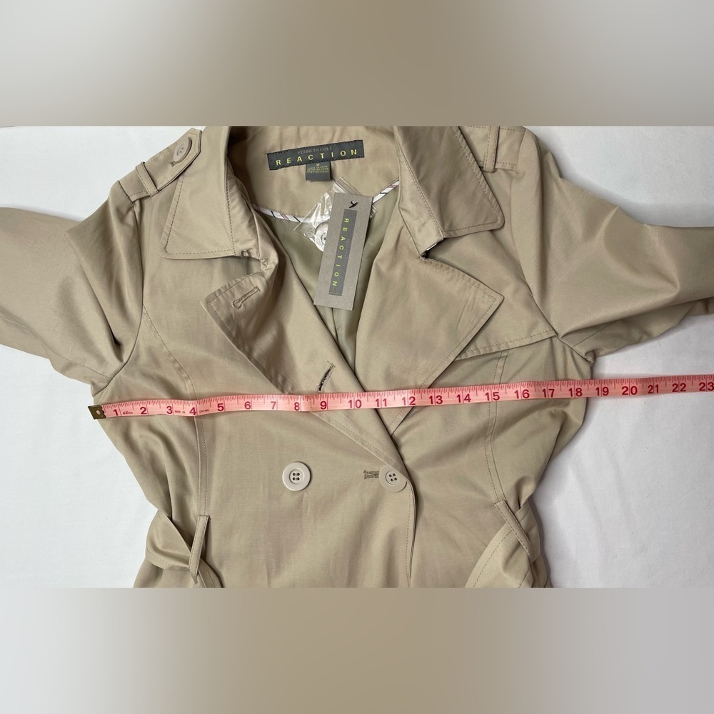 NWT Kenneth Cole Reaction Tan Khaki Belted Trench Coat Size Medium - Picture 9 of 9
